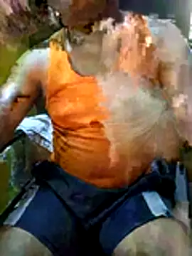 Lawrencedlkk007 online show from April 16, 2026, 9:10 am