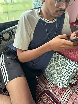 samyuthtwink online show from July 8, 2026, 10:09 am