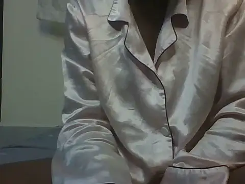 Sweet-cherrry online show from July 1, 2026, 2:24 am