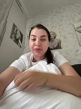 ANABELLA87 online show from June 16, 2026, 6:38 am