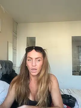 GIJANE88 online show from June 18, 2026, 6:12 pm