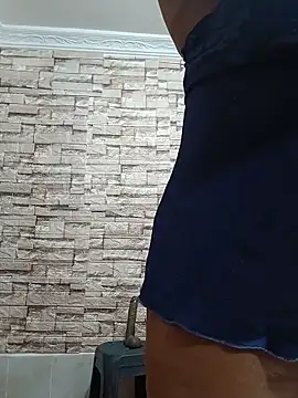 michellebrito2026 online show from June 10, 2026, 12:15 pm