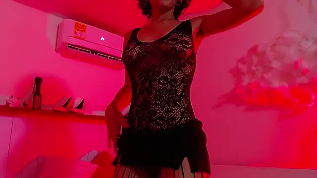 Snapshot of Margarita_Sterling chatting on June 27, 2026, 1:50 pm Margarita Sterling online show from June 27, 2026, 1:50 pm