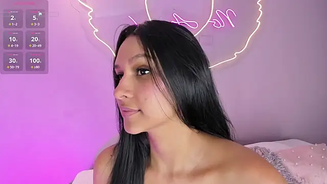 TalianaHernandez online show from July 21, 2026, 4:53 pm
