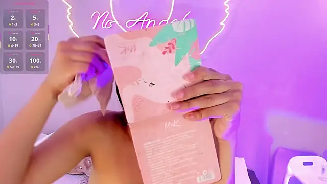 TalianaHernandez online show from July 26, 2026, 5:31 pm