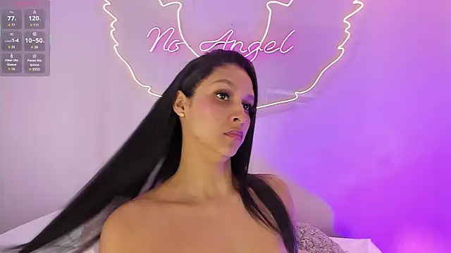 TalianaHernandez online show from July 28, 2026, 4:39 pm