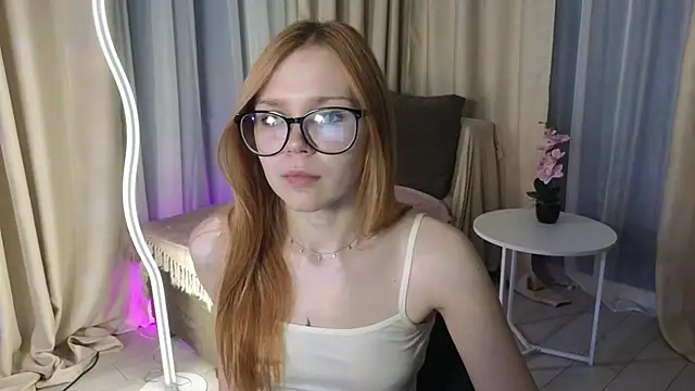 Snapshot of memymee_ chatting on June 15, 2026, 1:30 am memymee online show from June 15, 2026, 1:30 am