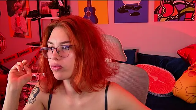SeraphineDuskryn online show from July 17, 2026, 5:07 pm