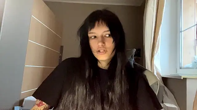 SebrinaMontelle online show from June 14, 2026, 10:17 am
