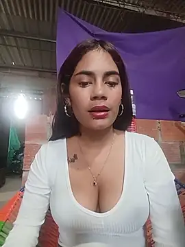 Snapshot of dulce_amber21 chatting on June 15, 2026, 12:29 pm dulce amber21 online show from June 15, 2026, 12:29 pm