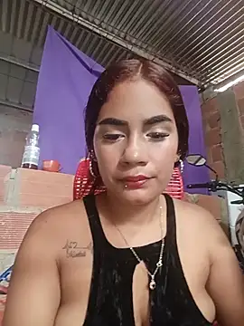 Snapshot of dulce_amber21 chatting on June 18, 2026, 1:26 pm dulce amber21 online show from June 18, 2026, 1:26 pm
