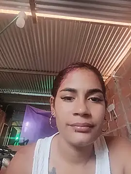 Snapshot of dulce_amber21 chatting on July 8, 2026, 12:31 pm dulce amber21 online show from July 8, 2026, 12:31 pm