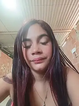 Snapshot of dulce_amber21 chatting on July 15, 2026, 1:38 pm dulce amber21 online show from July 15, 2026, 1:38 pm