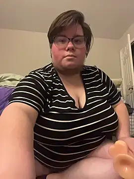 femboyphoenix online show from June 19, 2026, 1:54 am