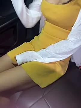 Alma008  online show from July 15, 2026, 4:12 pm