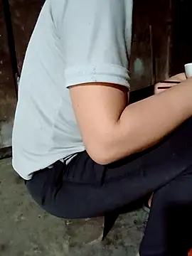 cheooo sexy online show from July 3, 2026, 11:00 pm