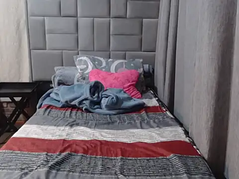 Wifey Amanda online show from June 25, 2026, 3:06 am