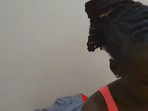 Snapshot of Arriana_ chatting on July 22, 2026, 11:24 am Arriana online show from July 22, 2026, 11:24 am