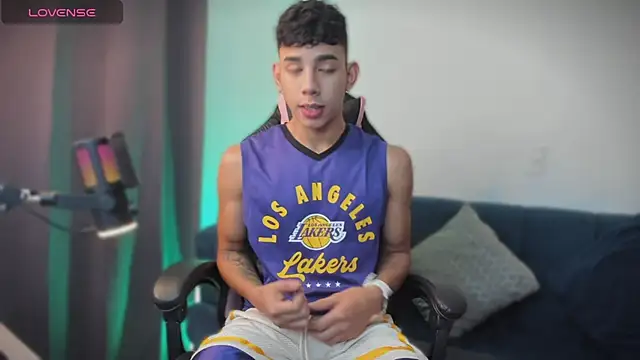 andy cute22 online show from July 18, 2026, 4:22 pm