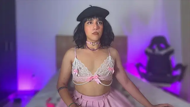 Snapshot of TrinyD chatting on July 31, 2026, 2:49 pm TrinyD online show from July 31, 2026, 2:49 pm