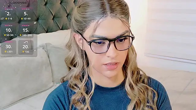 Snapshot of Scarlethvhonparker chatting on February 14, 2026, 2:41 am Scarlethvhonparker online show from February 14, 2026, 2:41 am