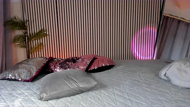 Snapshot of SonyaBabyn chatting on April 1, 2026, 9:32 am SonyaBabyn online show from April 1, 2026, 9:32 am