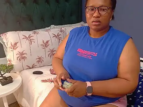 MISS BLACKBERY online show from June 28, 2026, 6:19 am