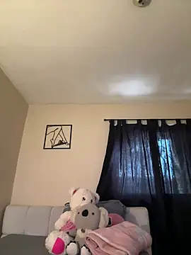 Snapshot of Veronica_M chatting on June 26, 2026, 6:01 pm Veronica M online show from June 26, 2026, 6:01 pm