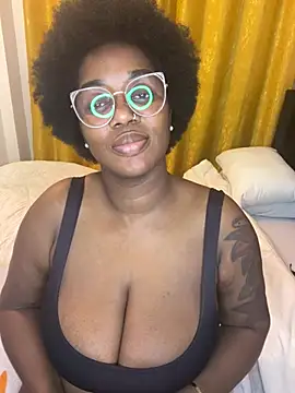 Snapshot of Honeylust26 chatting on July 28, 2026, 8:34 pm Honeylust26 online show from July 28, 2026, 8:34 pm