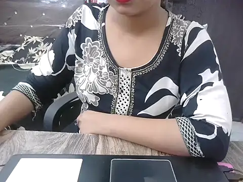 Snapshot of Bold-Divya1 chatting on June 25, 2026, 4:12 am Bold-Divya1 online show from June 25, 2026, 4:12 am