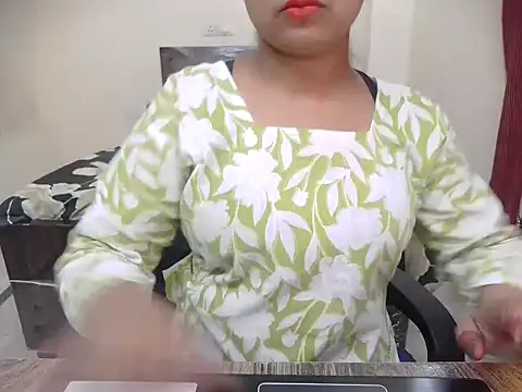 Snapshot of Bold-Divya1 chatting on June 27, 2026, 4:17 am Bold-Divya1 online show from June 27, 2026, 4:17 am