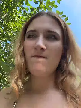AdelRich online show from August 2, 2026, 3:38 am