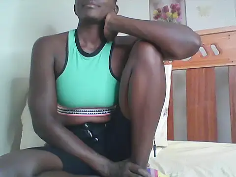 cutechocolate online show from June 12, 2026, 8:19 pm