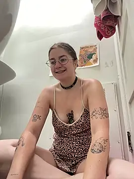 mclacy online show from June 17, 2026, 11:12 am