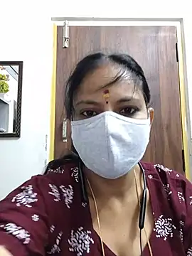 Snapshot of Tamil_white_beauty chatting on June 19, 2026, 7:23 am Tamil white beauty online show from June 19, 2026, 7:23 am