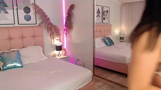 Snapshot of Marilyn_Rosex chatting on July 22, 2026, 3:31 am Marilyn Rosex online show from July 22, 2026, 3:31 am
