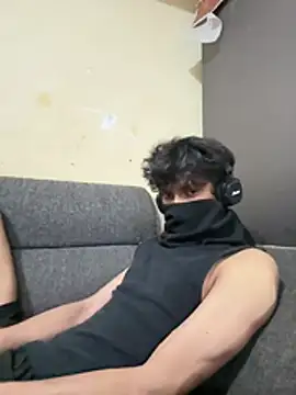goo kimm online show from July 11, 2026, 6:43 pm