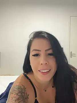 Snapshot of gabi_diass chatting on June 14, 2026, 12:41 am gabi diass online show from June 14, 2026, 12:41 am