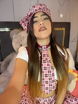 Briana Jonss online show from June 20, 2026, 3:31 am