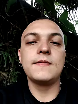 Snapshot of FedericoBigDixx chatting on June 23, 2026, 10:52 pm FedericoBigDixx online show from June 23, 2026, 10:52 pm