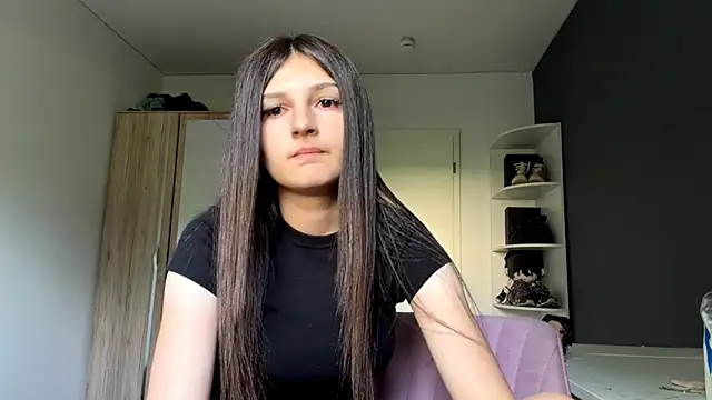 SpanishRooter online show from June 30, 2026, 7:31 am