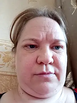 -ELLILOVE- online show from June 18, 2026, 1:15 pm