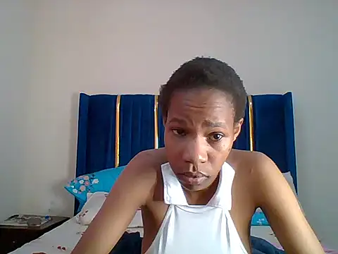 Snapshot of jay-ezike chatting on July 18, 2026, 5:22 am jay-ezike online show from July 18, 2026, 5:22 am