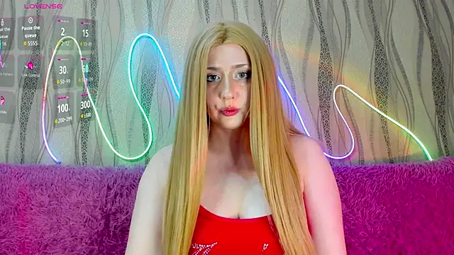 RoseGee online show from July 21, 2026, 5:15 pm