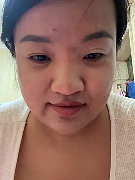 xiaomaomi066 online show from June 20, 2026, 1:03 pm