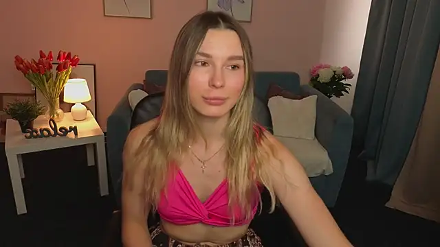 AnnaMurrr online show from July 7, 2026, 1:04 pm