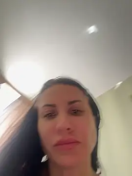 NitaDixon online show from June 25, 2026, 12:31 pm