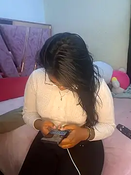 Snapshot of sophiagomezx chatting on July 29, 2026, 12:42 am sophiagomezx online show from July 29, 2026, 12:42 am