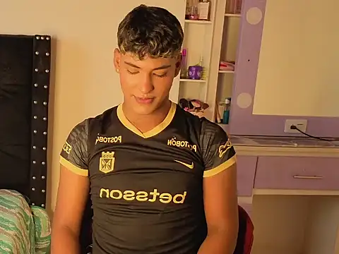 Lucca ebony online show from June 25, 2026, 8:13 pm