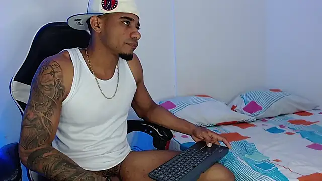 Karl Jensennxx online show from June 26, 2026, 2:38 am